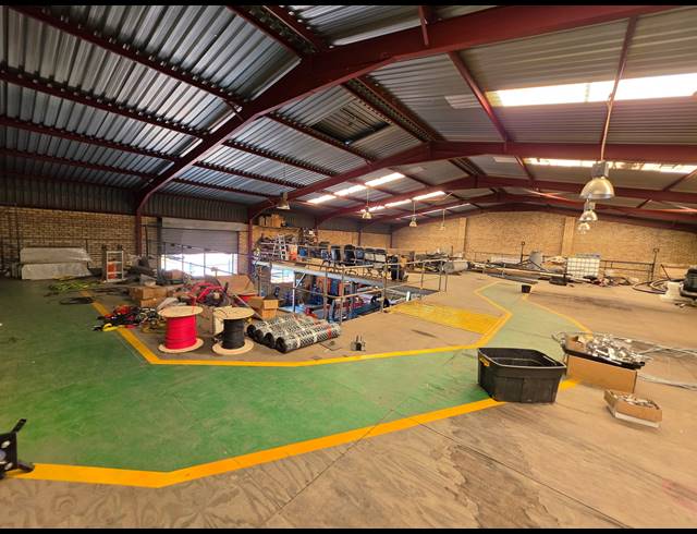 1,199M² FACTORY FOR SALE IN KYA SANDS
